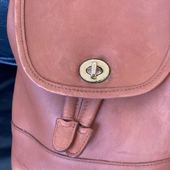 Vintage Coach A2P‑9960 Backpack – British Tan Leather – Excellent Condition - Picture 7 of 11